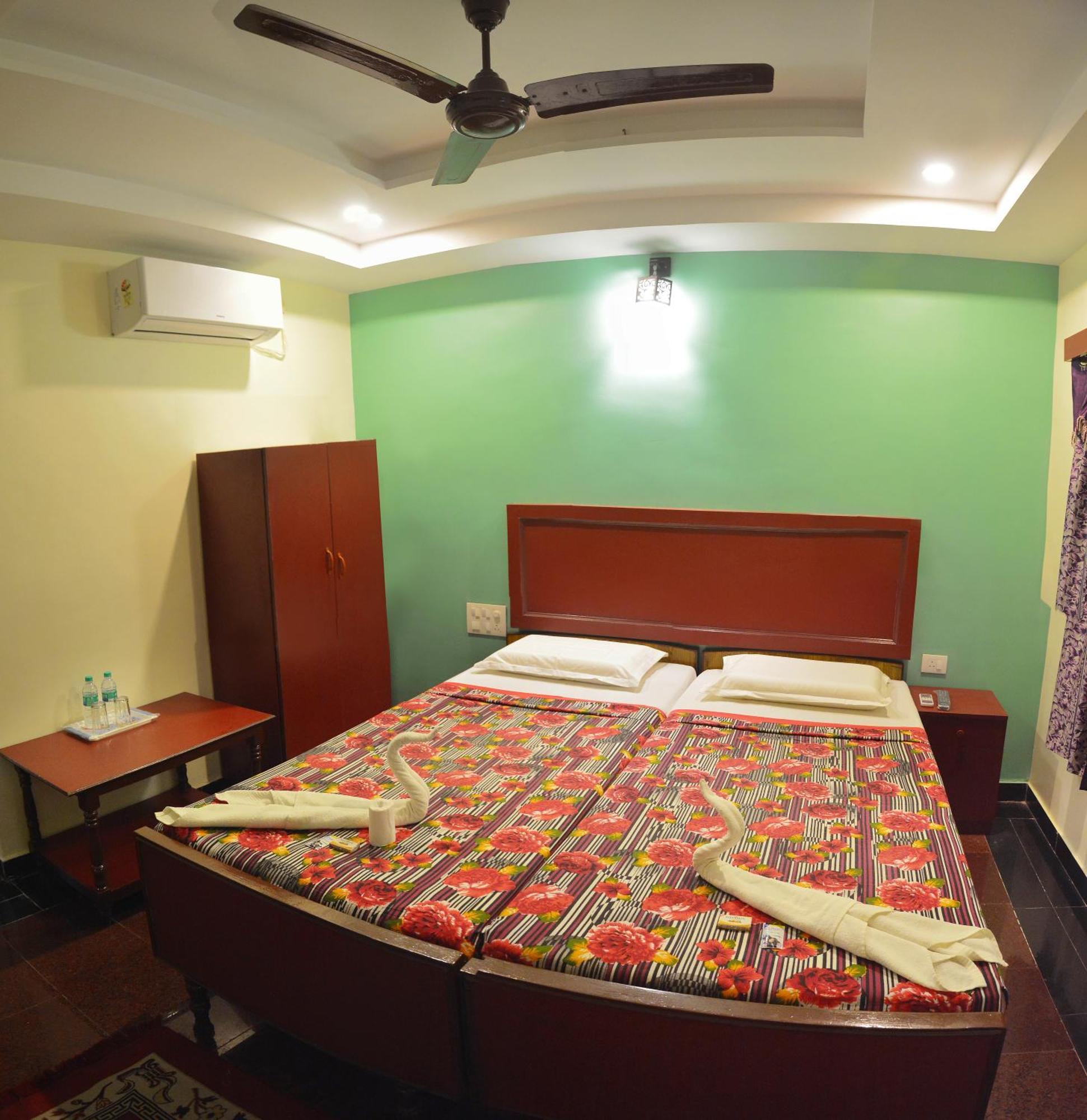 Siva Guest House Mahabalipuram Exteriör bild