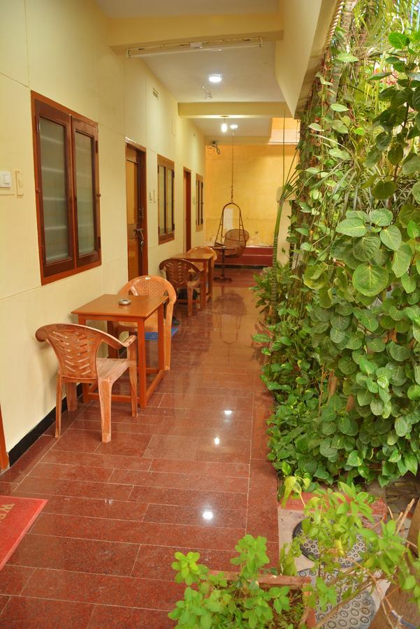 Siva Guest House Mahabalipuram Exteriör bild
